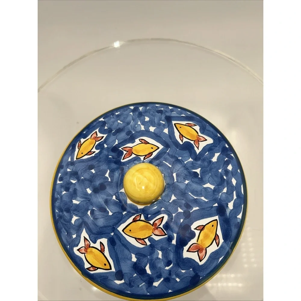 Rare Vintage Donacer Portugal Hand painted Swimming Fish Covered Dish  #456